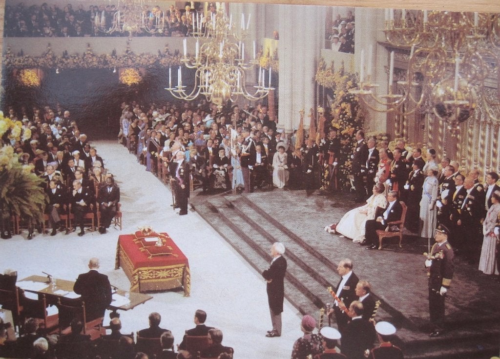 Kroning van Beatrix tot koningin - 1980, Verzenden, 1960 tot 1980, Ongelopen, Overige thema's