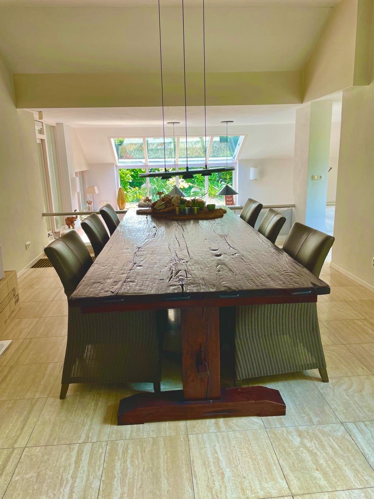 Robuuste massief houten tafel met 6 Loyd Loom stoelen, Ophalen, Gebruikt, 100 tot 150 cm, 200 cm of meer
