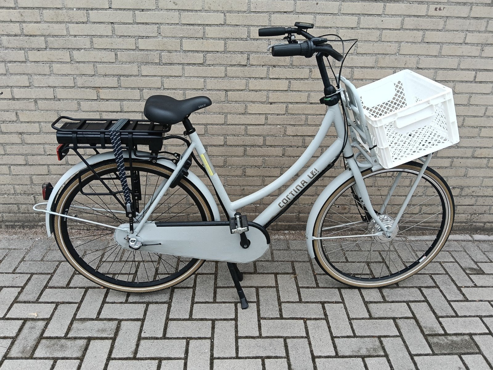 Cortina u4 10.2ah accu. v3, Fietsen en Brommers, Elektrische fietsen, Ophalen, Zo goed als nieuw, Cortina, 50 km per accu of meer