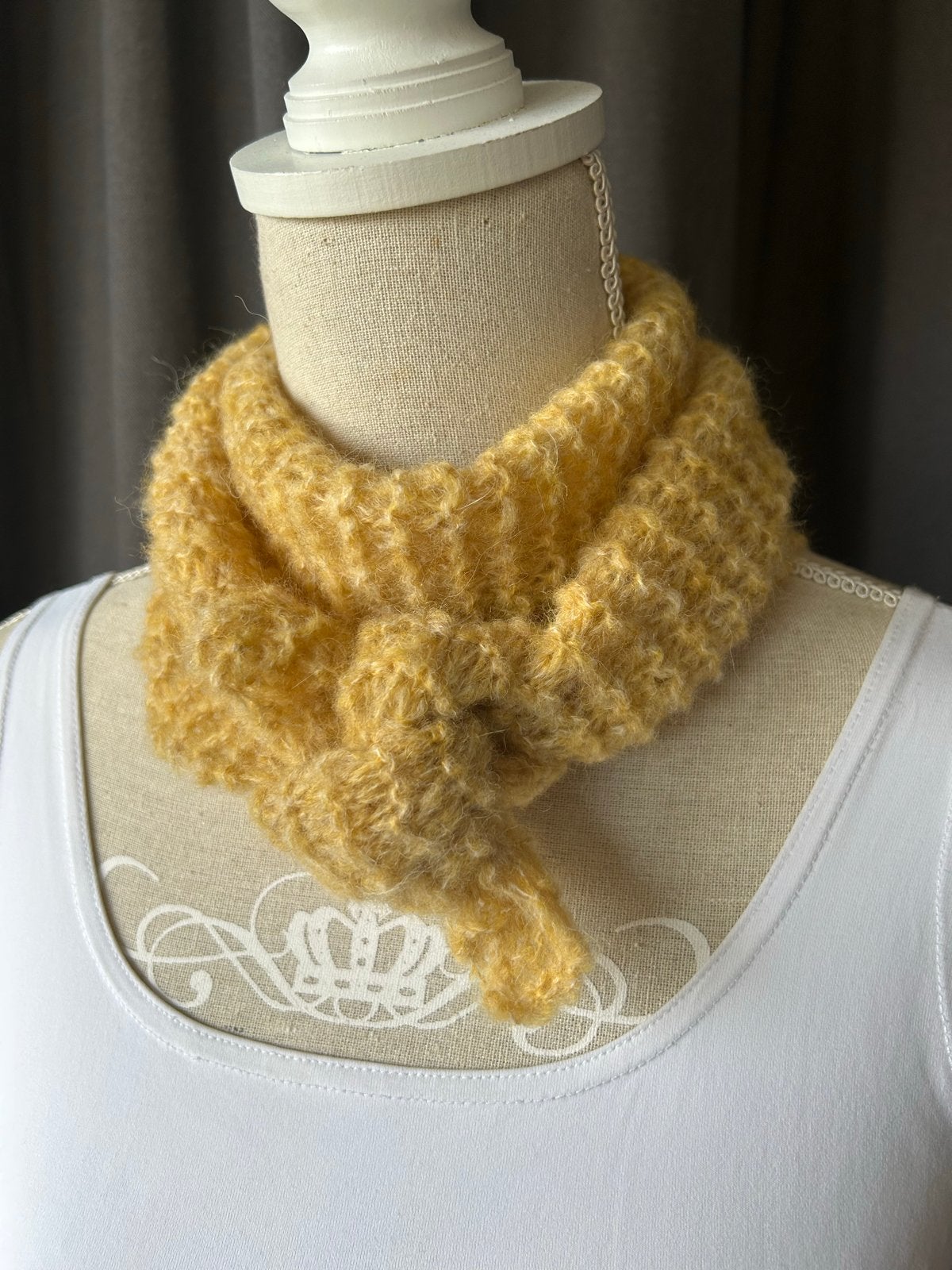 Nieuw Sjaaltje (alpaca wol & 15% cashmere )- Zacht en Warm, Kleding | Dames, Ophalen of Verzenden, Nieuw, Sjaal