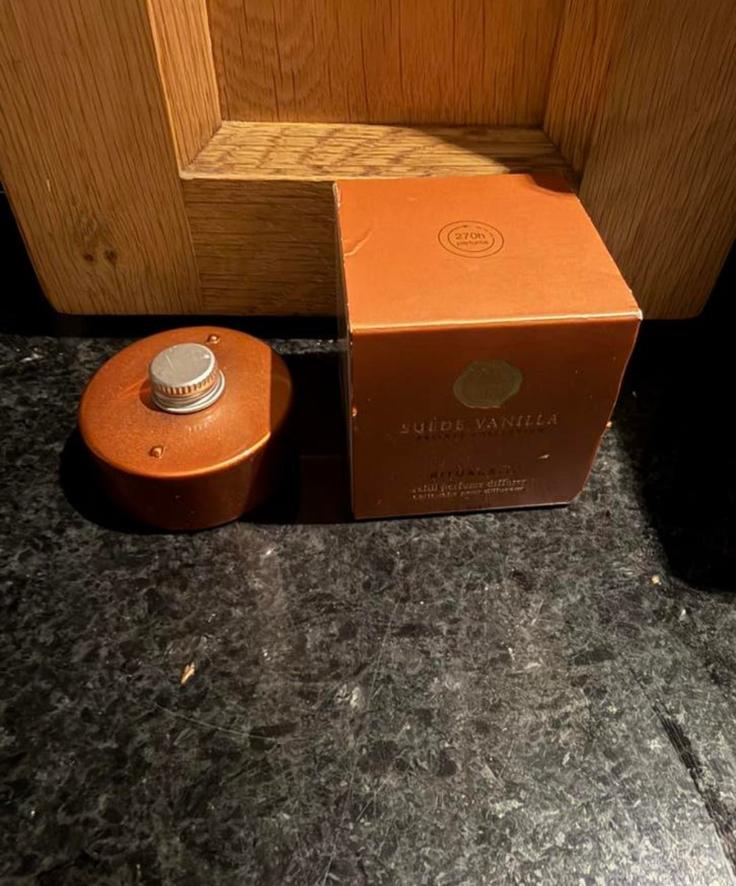 Nieuwe Rituals Suede Vanilla cartridges, Ophalen, Nieuw, Overige materialen, Minder dan 25 cm