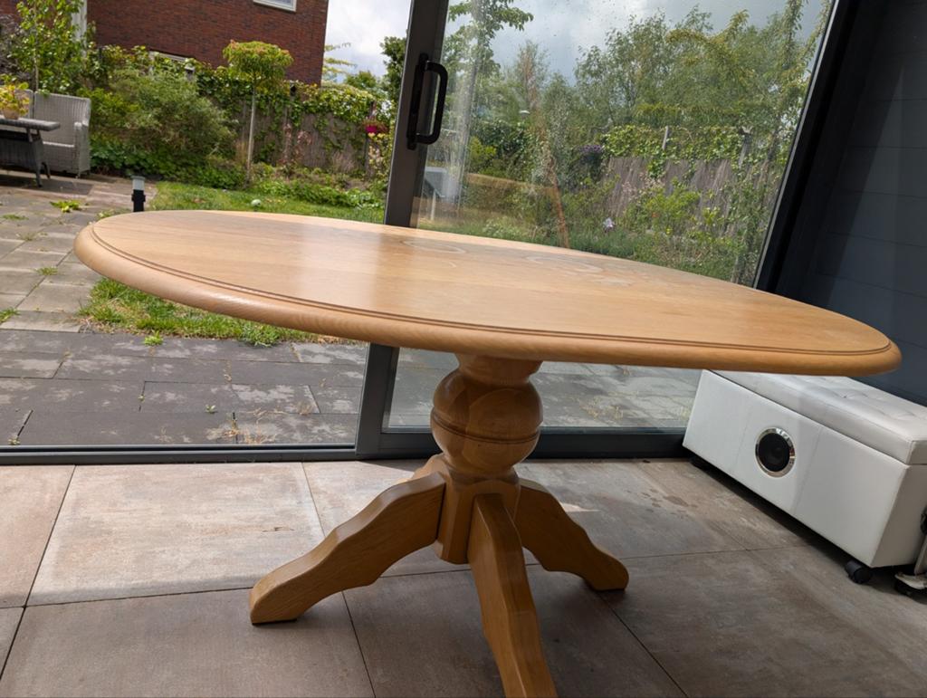 Gratis af te halen: Blank eiken ovale tafel met kringen, Ophalen, Gebruikt, Rond, Eikenhout