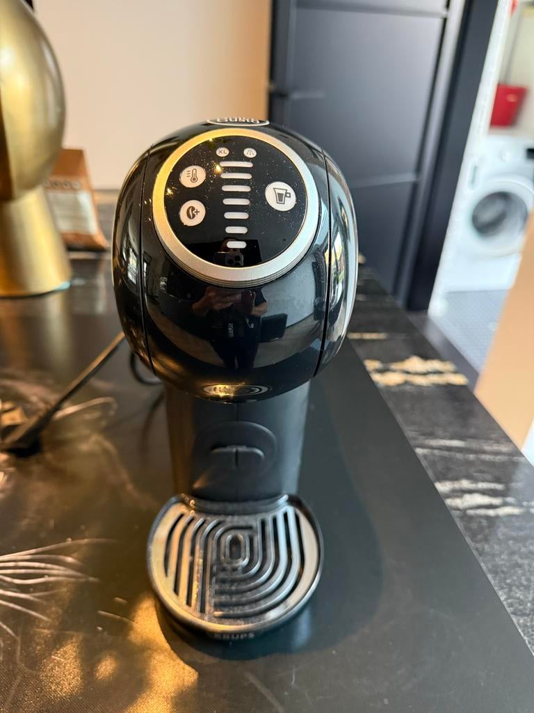 Krups Dolce Gusto Genio S Basic Koffiecupmachine Zwart, Witgoed en Apparatuur, Koffiezetapparaten, Koffiepads en cups, Koffiemachine