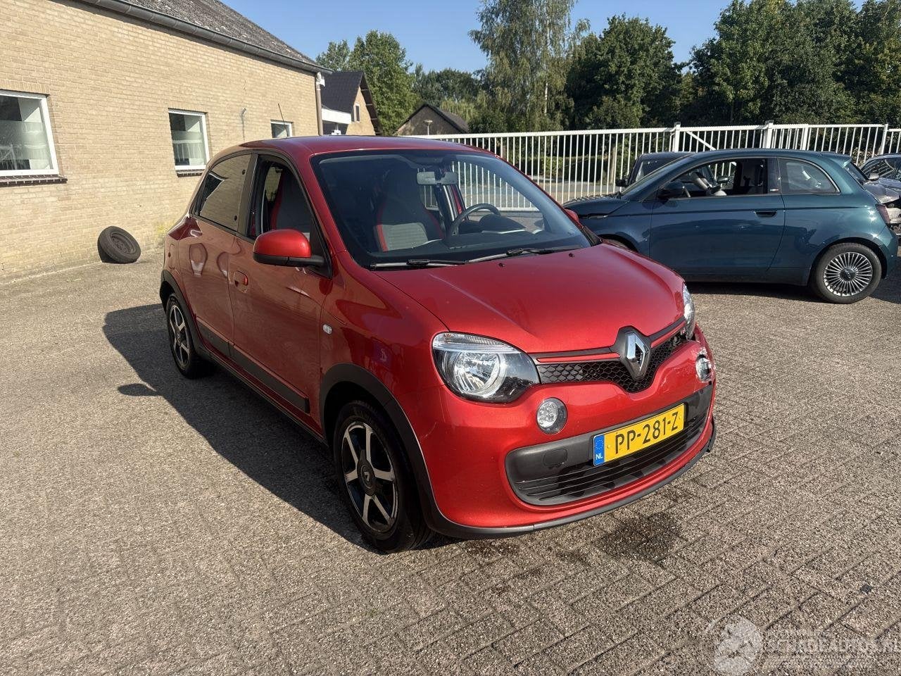 Renault Twingo 1.0 SCe Collection REST BPM €300,-!, Renault Deutschland AG, Renault, Handgeschakeld, Peter-Huppertz-Straße 5 ,51063, Köln, Deutschland