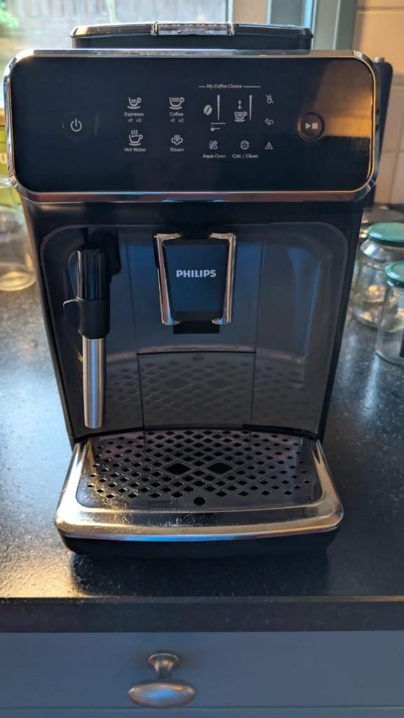 Philips 2224 volautomatische espresso machine, Witgoed en Apparatuur, Koffiezetapparaten, Gebruikt, Espresso apparaat, Afneembaar waterreservoir
