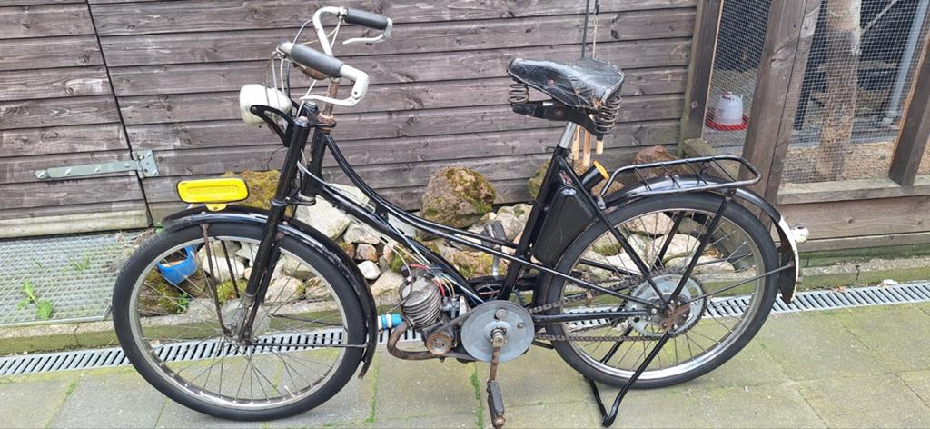 Te Koop. Kaptein AV3 bouwjaar 1951., Fietsen en Brommers, Brommers | Oldtimers, Maximaal 45 km/u, 1 versnellingen, 50 cc, Ophalen