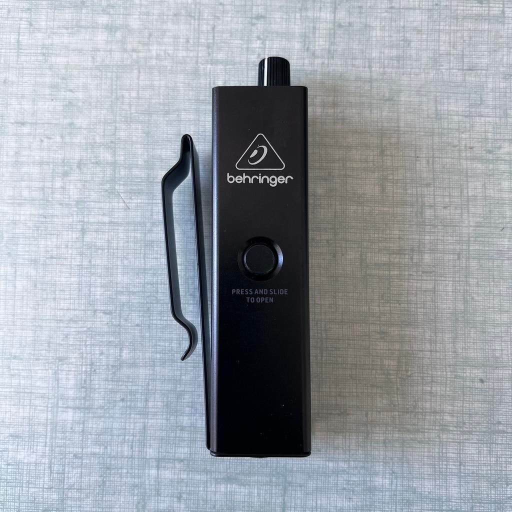 Behringer P2 wired in-ear monitor amp, Muziek en Instrumenten, Versterkers | Keyboard, Monitor en PA, Ophalen of Verzenden, Zo goed als nieuw