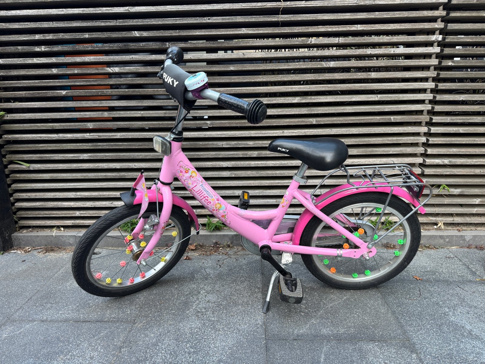 Roze Puky kinderfiets Lillifee, Fietsen en Brommers, Ophalen, Gebruikt, Terugtraprem, 16 tot 20 inch