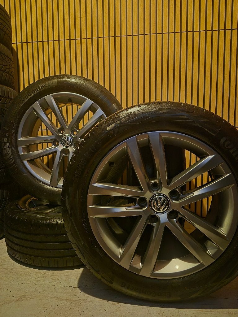VW passat Troc Salvador R-line 17 inch originele set velgen, Ophalen, 17 inch, Band(en), Personenwagen