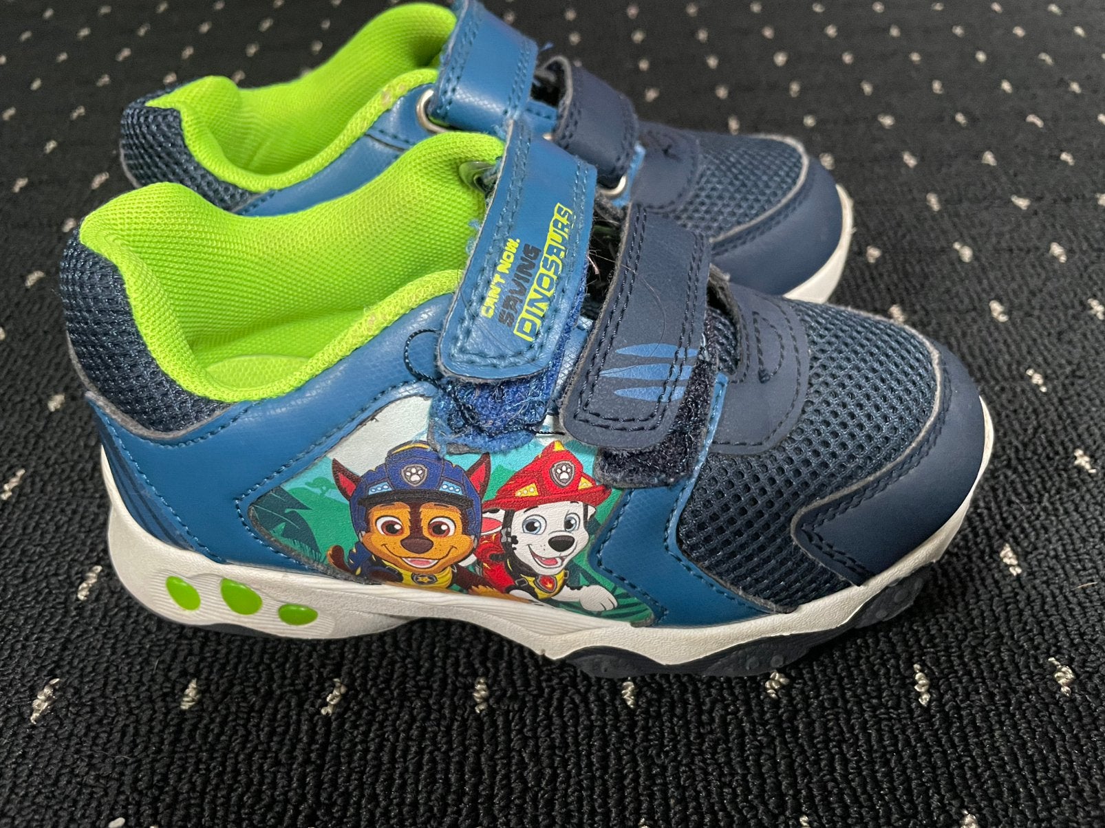 Paw patrol schoentjes met lichtjes maat 28, Ophalen, Zo goed als nieuw, Schoenen