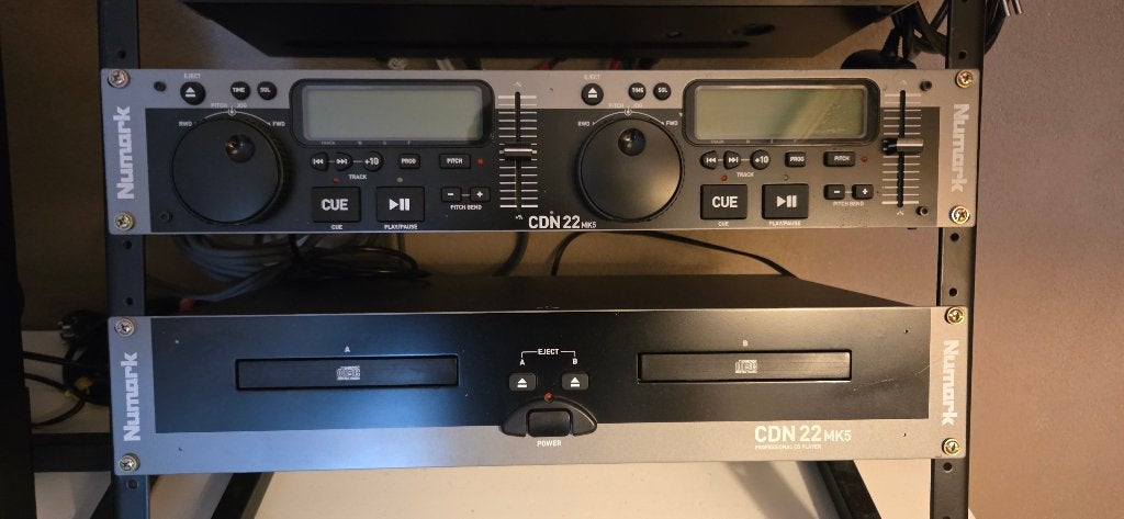 Numark CDN22 MK5 dubbele DJ CD speler 19", Ophalen of Verzenden, Zo goed als nieuw, Dj-set, Numark