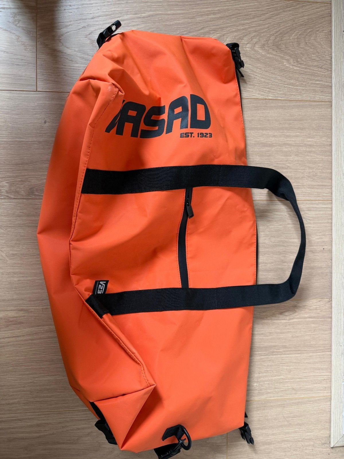 Vasad All-Weather Duffel - Oranje Reistas, 40 tot 60 cm, 20 tot 30 cm, Nieuw, Oranje