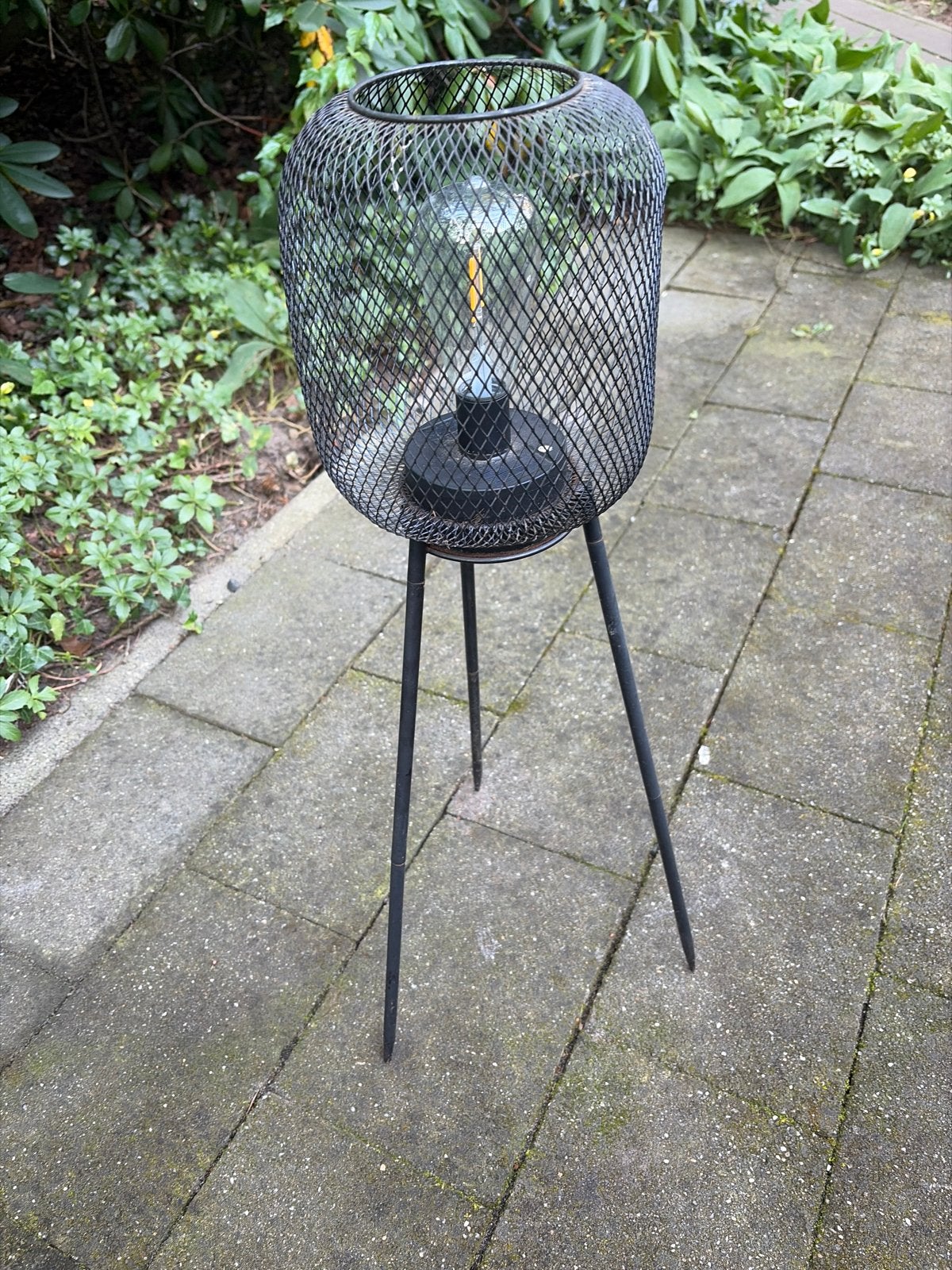 Moderne buitenlamp op statief - Zwart metaal, Minder dan 50 watt, Staande lamp, Batterij, Ophalen of Verzenden