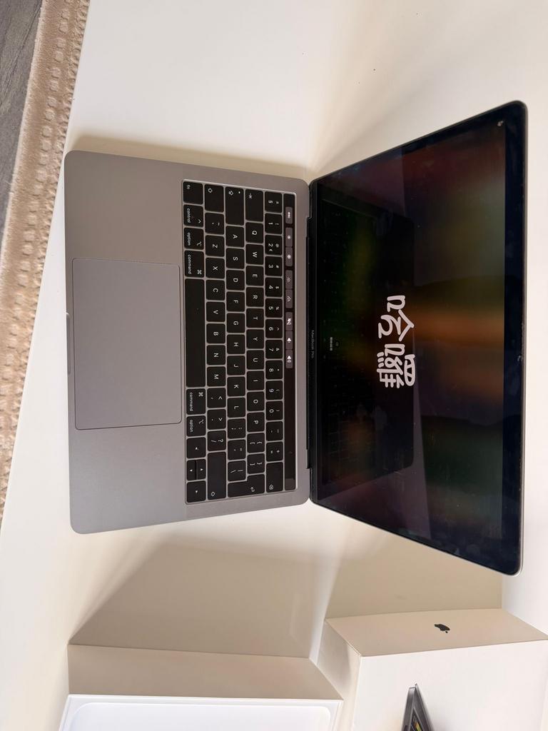 Macbook Pro 13 inch- Zo goed als nieuw, MacBook Pro, Qwerty, 13 inch, Ophalen of Verzenden