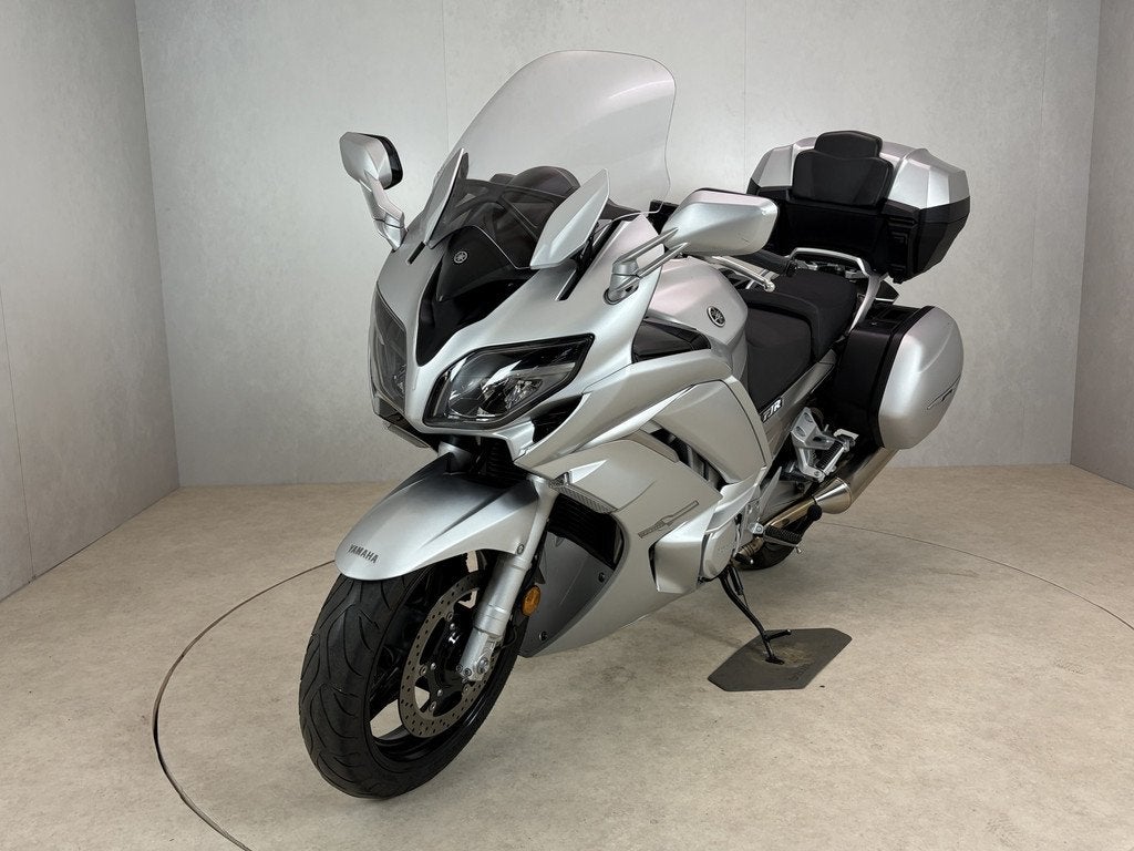 Yamaha FJR 1300 ABS (bj 2018), Klantenservice@yamaha-motor.nl, Meer dan 35 kW, Toermotor, Koolhovenlaan 101
1119 NC  Schiphol-Rijk, NL