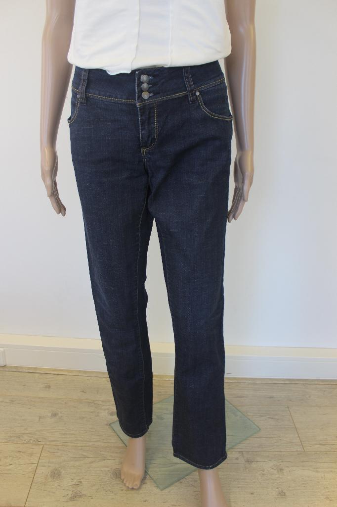 Vero Moda donkerblauwe jeans maat 30/32, Kleding | Dames, Blauw, Ophalen of Verzenden, Zo goed als nieuw, W30 - W32 (confectie 38/40)