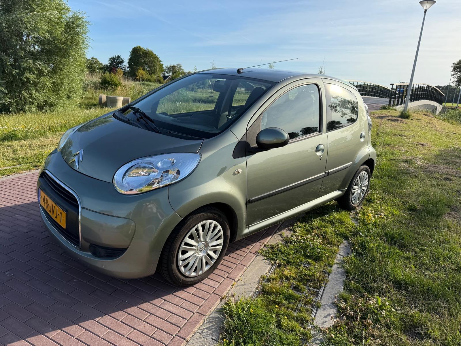 Citroën C1 1.0 5-DRS Sensodrive 2009 Groen, Auto's, Citroën, 4 stoelen, C1, 68 pk, Origineel Nederlands