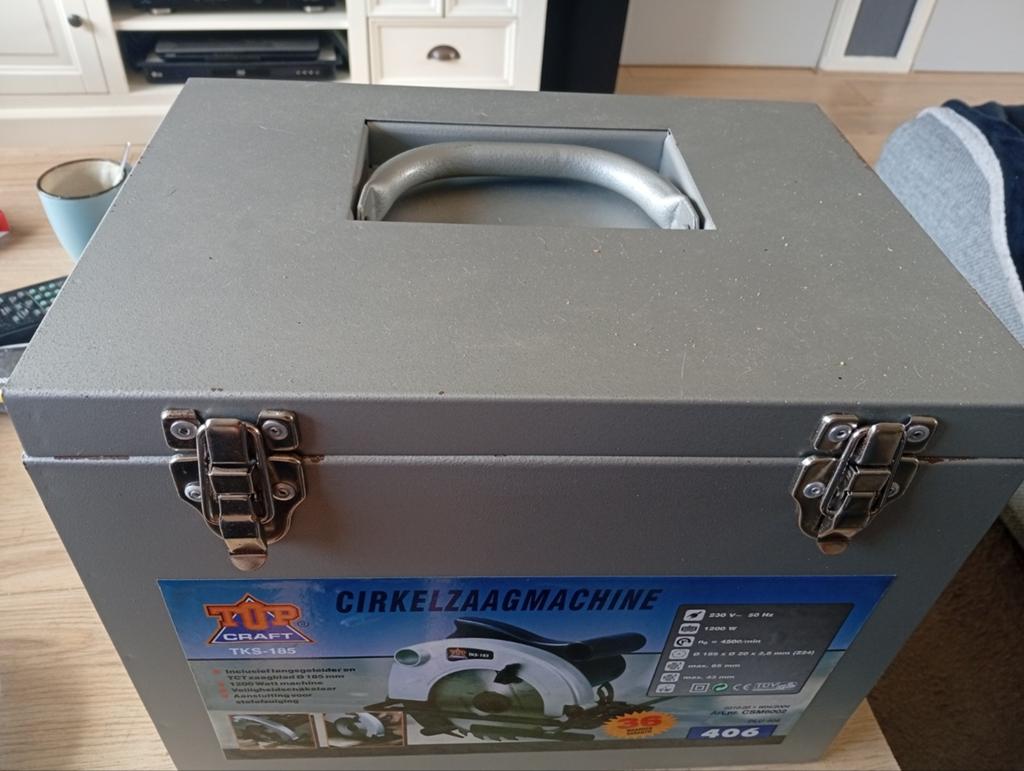 keurige cirkelzaag met koffer, Ophalen, Gebruikt, Cirkelzaag, Kinzo