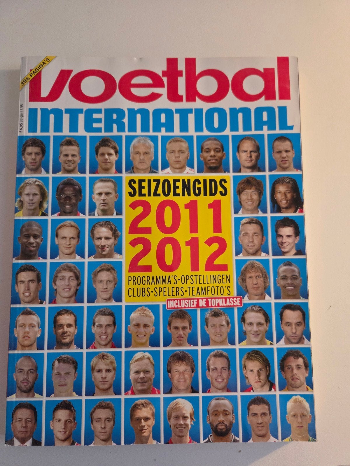 Voetbal International Seizoengids 2011-2012, Ophalen of Verzenden, Zo goed als nieuw, Overige binnenlandse clubs, Boek of Tijdschrift
