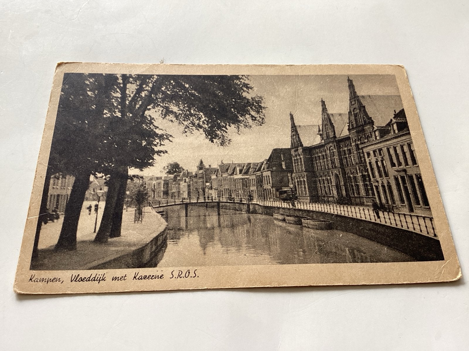 Kampen, Vloeddijk met Kaserne S.R.O.S. 1947, Ophalen of Verzenden, 1940 tot 1960, Gelopen, Overijssel