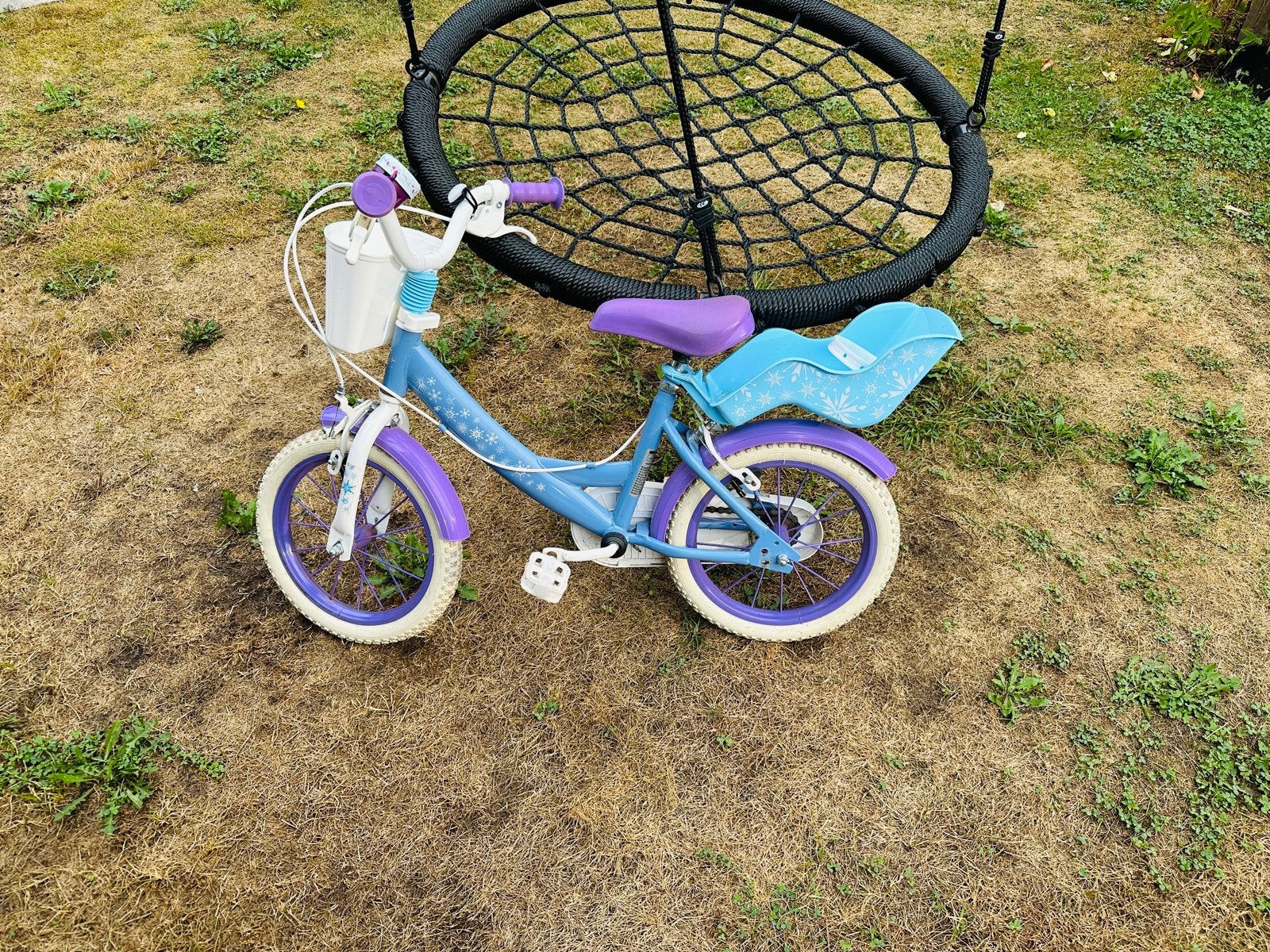 Frozen kinderfiets 14 inch met mandje en poppenzitje, Ophalen, Zijwieltjes, Gebruikt, Velgrem