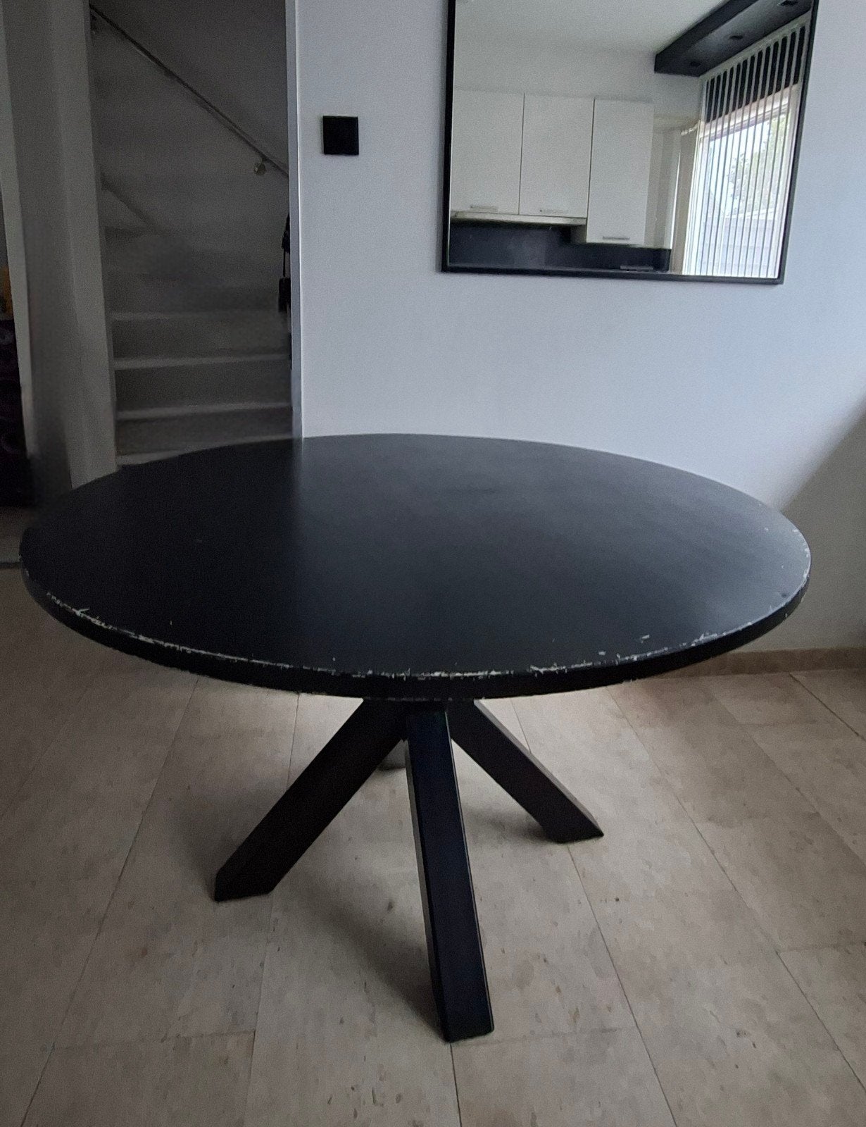 ronde eettafel stevig dik houten blad doorsnee 129 cm, Gebruikt, Rond, Ophalen of Verzenden, 100 tot 150 cm