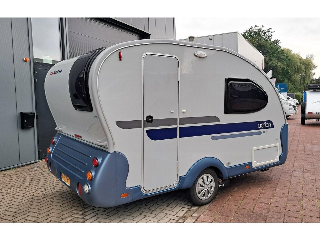 Adria Action 361 LH Lengtebedden, Mover, i.z.g.staat, Caravans en Kamperen, Tot en met 2, Bedrijf, Treinzit, 750 - 1000 kg