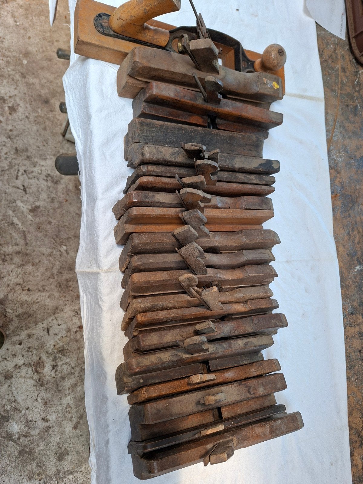 19 stuks antieke profielschaven, Ophalen of Verzenden