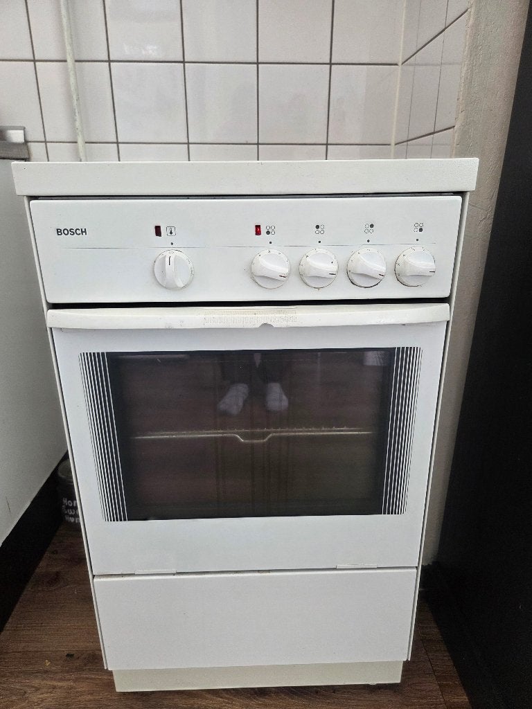 Elektrische Bosch gasfornuis, Ophalen, Gebruikt, 4 kookzones, 85 tot 90 cm