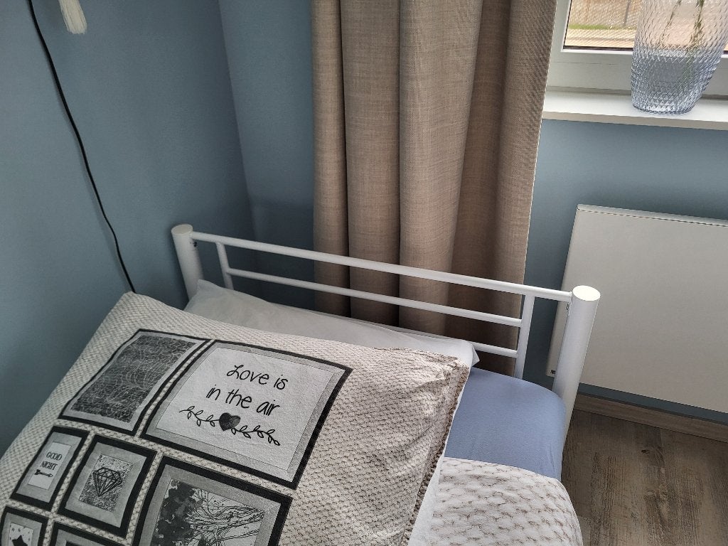 Wit stalen bed, Ophalen, 90 cm, Eenpersoons, Wit