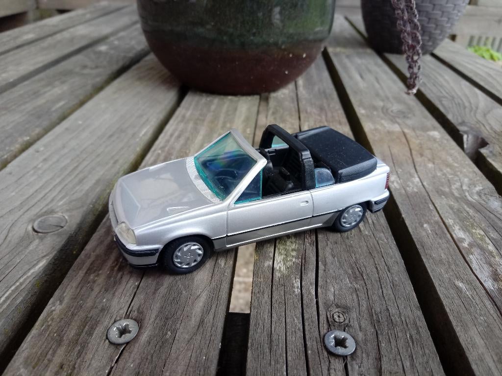 Opel E Kadett GSI Cabrio 1/43 Gama, Ophalen, Zo goed als nieuw, Auto, Gama