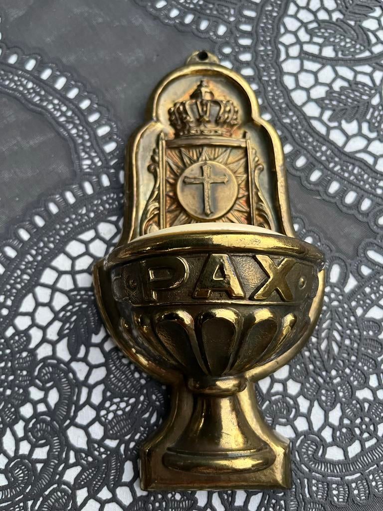Antiek wijwaterbakje met kruis en kroon, Antiek en Kunst, Antiek | Religie, Ophalen of Verzenden