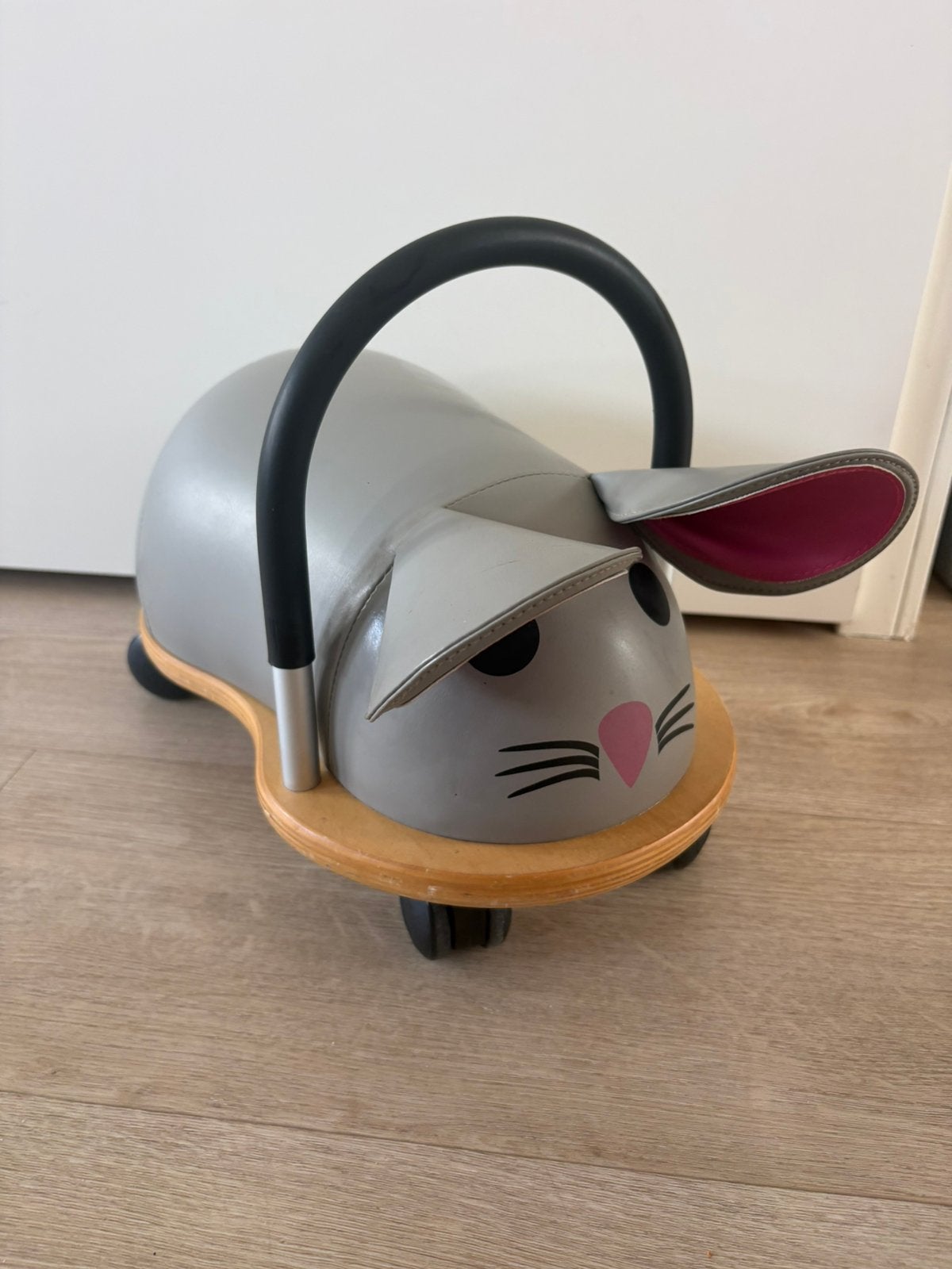 Wheelybug muis, Ophalen