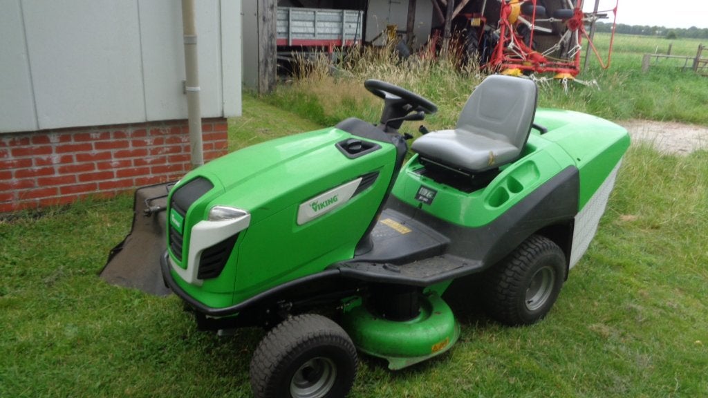 wegens inruil nette viking zitmaaier met vangbak goedlopend, Tuin en Terras, Zitmaaiers, Ophalen, Viking, Gebruikt, Viking