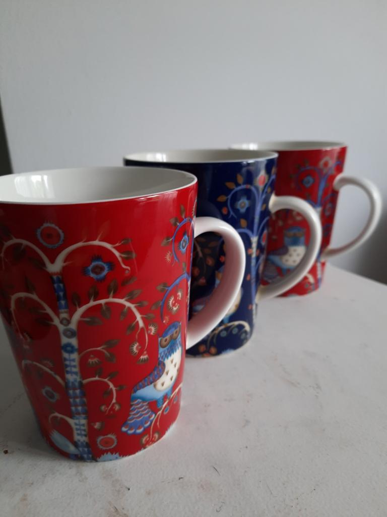 3 stuks rood en blauw Iittala bekers, Ophalen of Verzenden, Overige stijlen, Kop(pen) en/of Schotel(s)