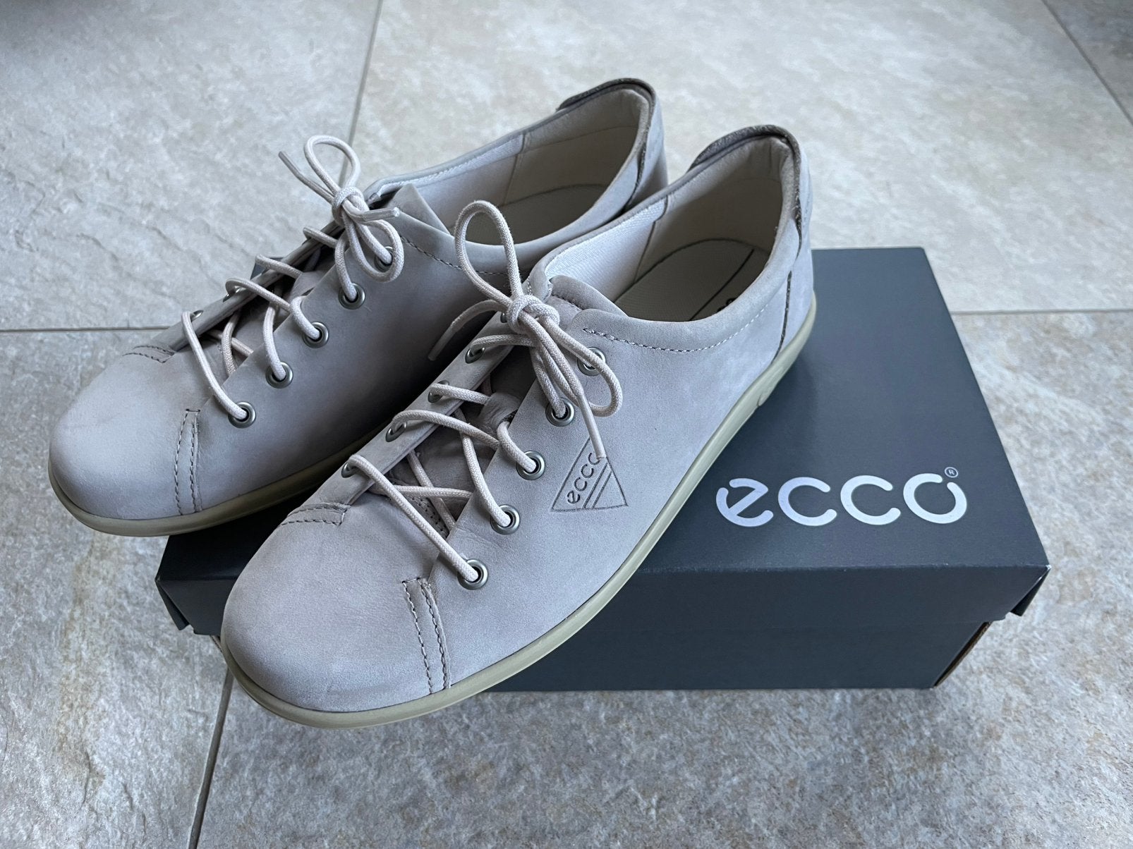 3 X  ECCO SCHOENEN, Ophalen, Overige kleuren, Nieuw, Sneakers of Gympen