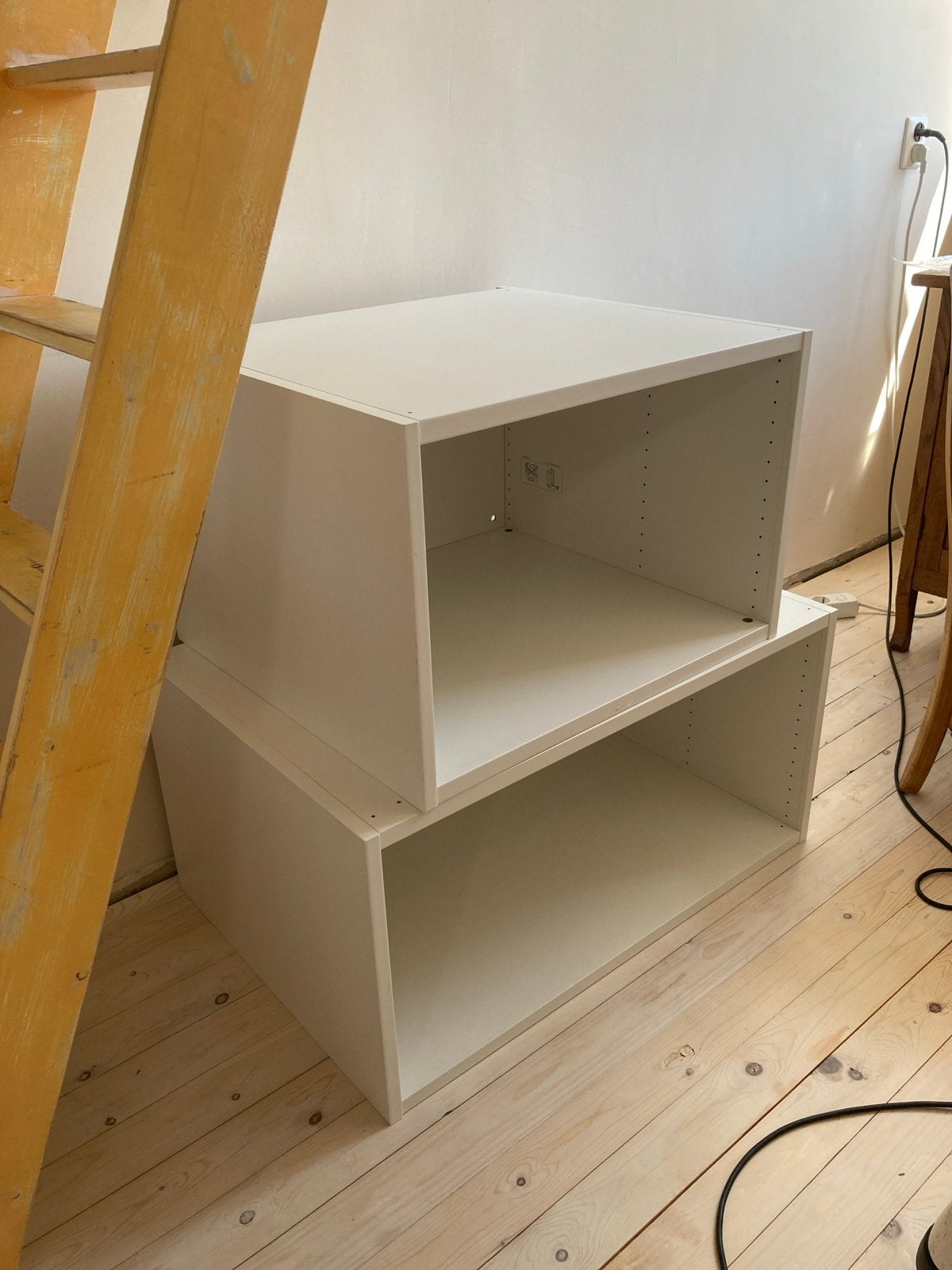 IKEA SMÅSTAD PLATSA bankjes/kisten (2 stuks), Kinderen en Baby's, Ophalen, Zo goed als nieuw, Overige typen