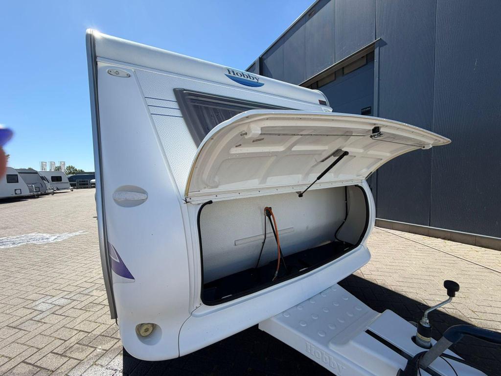 Hobby Excelsior 520 TMF, Caravans en Kamperen, Caravans, Hobby, Bedrijf, Schokbreker, Dwarsbed