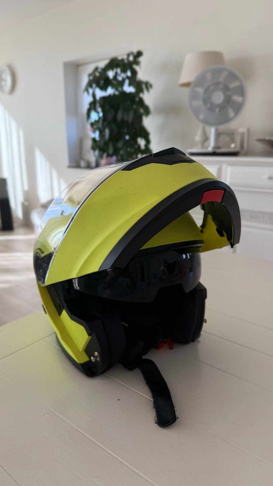VinZ Systeemhelm - Maat L 59/60 - Geel, Motoren, Overige merken, Systeemhelm, L, Tweedehands