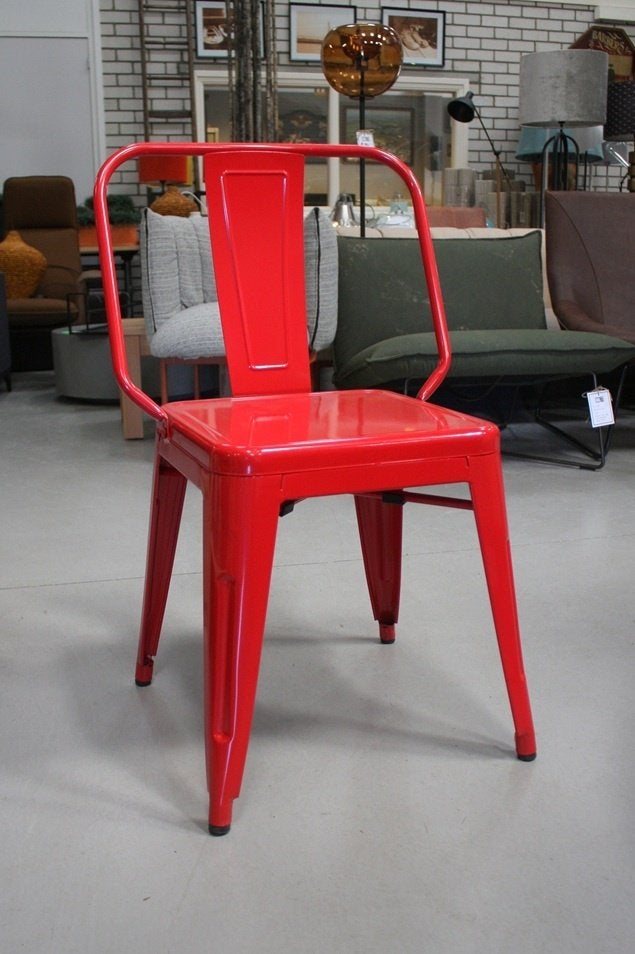 Partij eetkamerstoelen tuinstoelen terras horeca Tolix rood