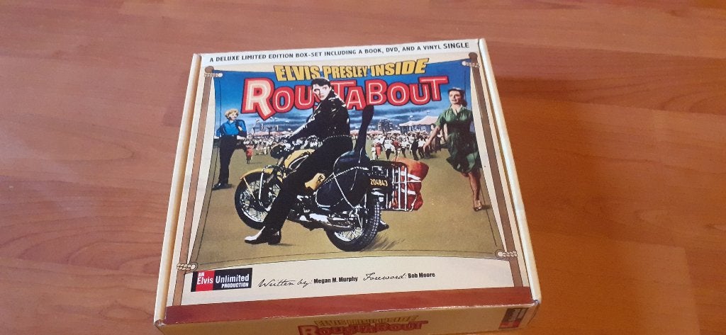 Elvis Presley INSIDE ROUSTABOUT box set, boek, dvd en vinyl, Ophalen of Verzenden, Nieuw, Artiest
