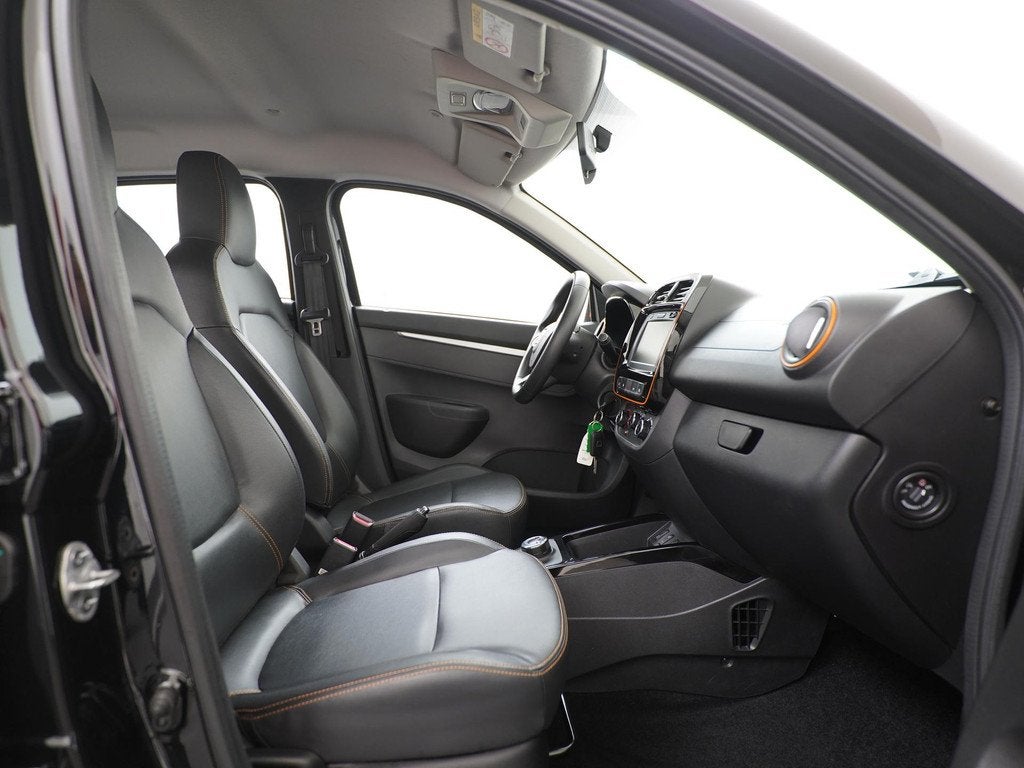 Dacia Spring Comfort Plus 27 kWh | Camera | Carplay | Zondag, Auto's, Dacia, 12 maanden, Gebruikt, Zwart, Parkeersensor