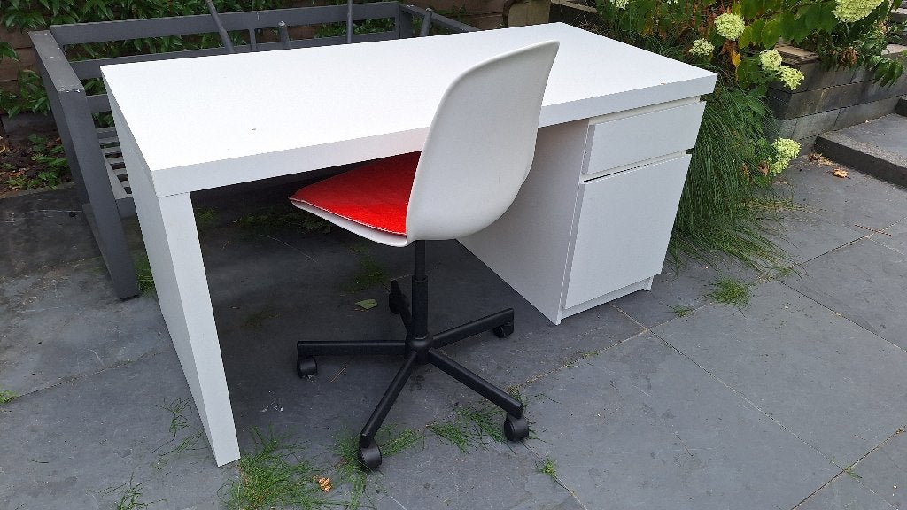 Bureau Malm, ladeblok en verstelbare bureaustoel (Ikea), Ophalen, Gebruikt, Kinderbureau, Kabelgoot