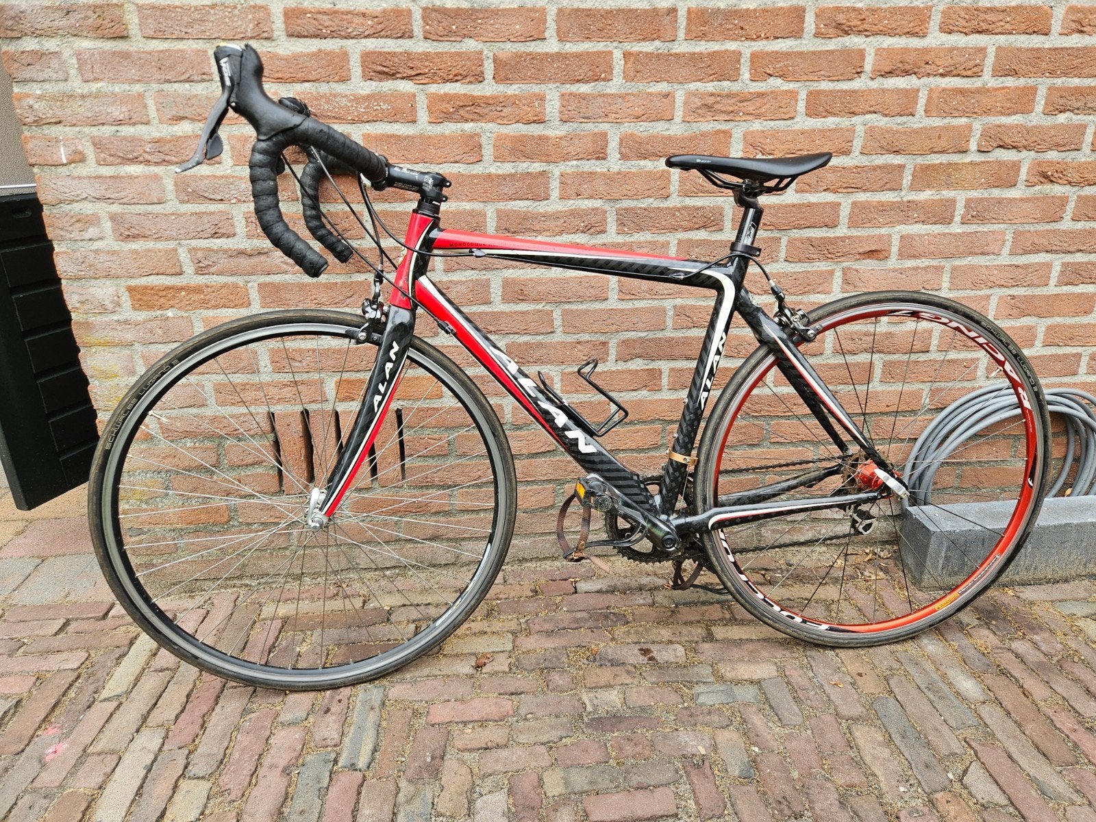 Alan carbon racefiets maat 50 28 inch, Fietsen en Brommers, Fietsen | Racefietsen, 28 inch, Gebruikt, Carbon, Velgrem