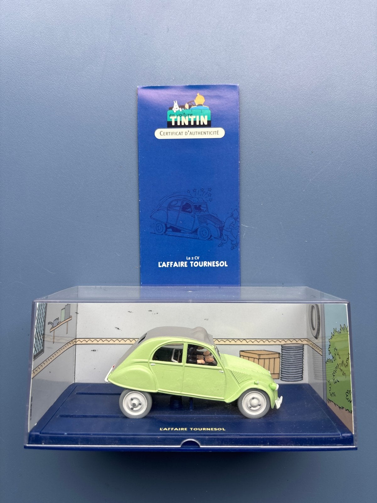 Kuifje auto 1/43 - De Zaak Zonnebloem 2CV, Ophalen of Verzenden, Zo goed als nieuw