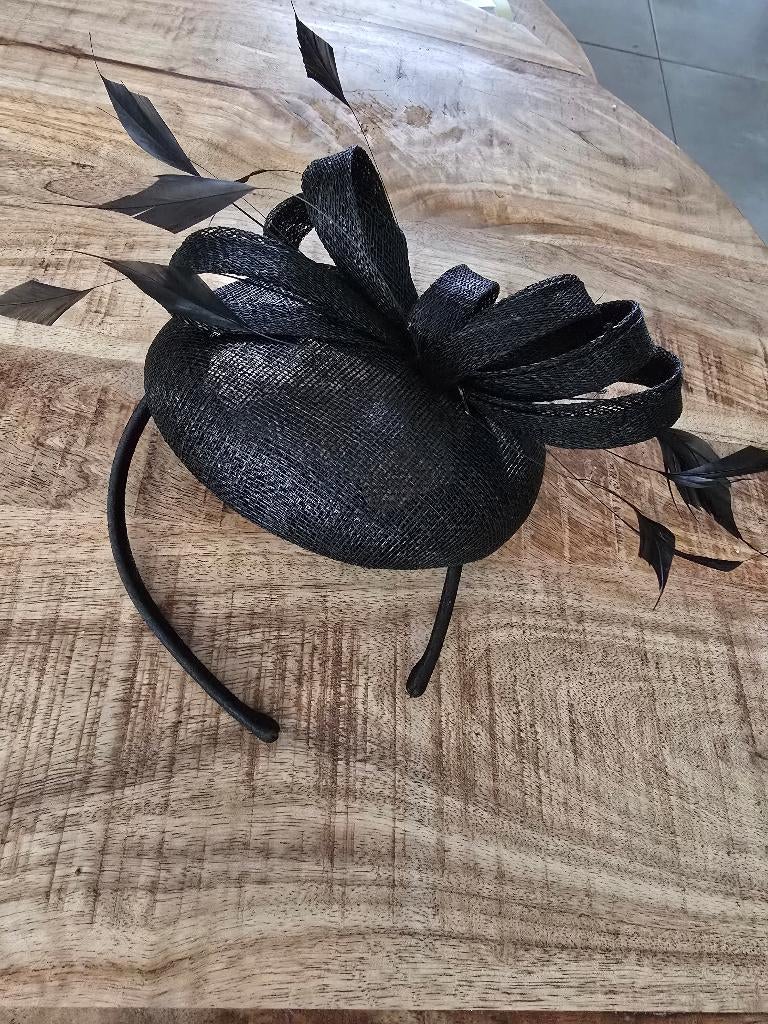 Maddox Fascinator zwart, Maddox, Hoed, Zo goed als nieuw, One size fits all