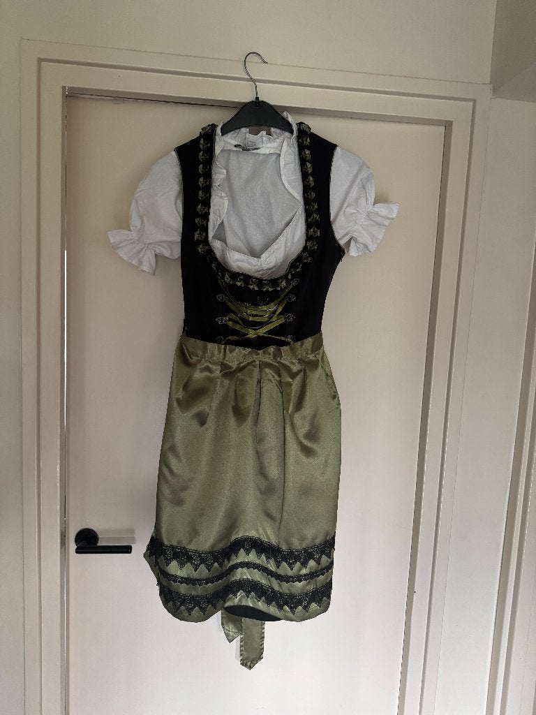 Dirndl, met kanten details; mt 40, valt klein, Meerkleurig, Haus Huberts, Zo goed als nieuw, Boven de knie