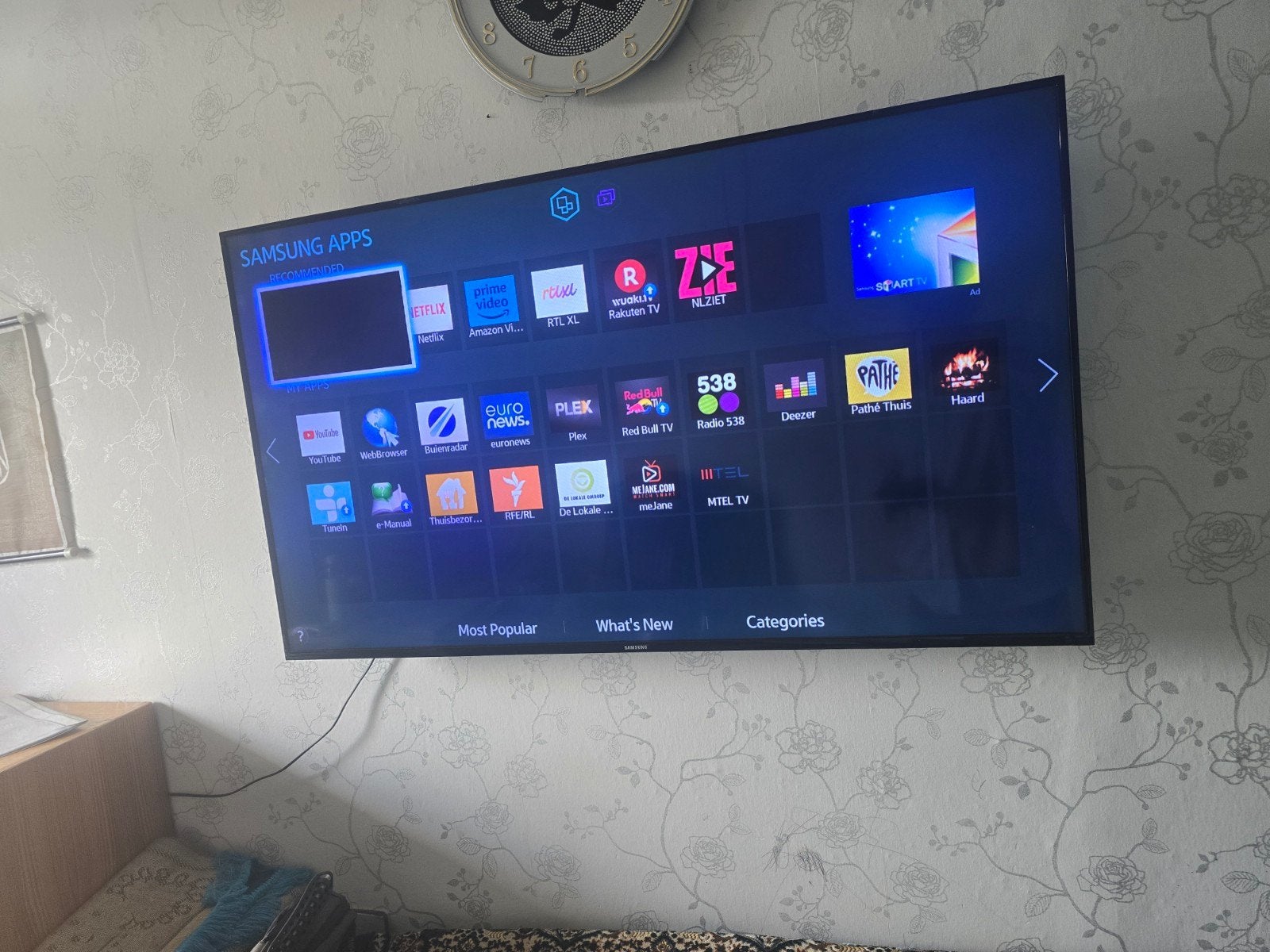 Samsung smart tv 48inch met ingebouwde ophangbeugels, Ophalen of Verzenden, 100 cm of meer, 50 Hz, Samsung