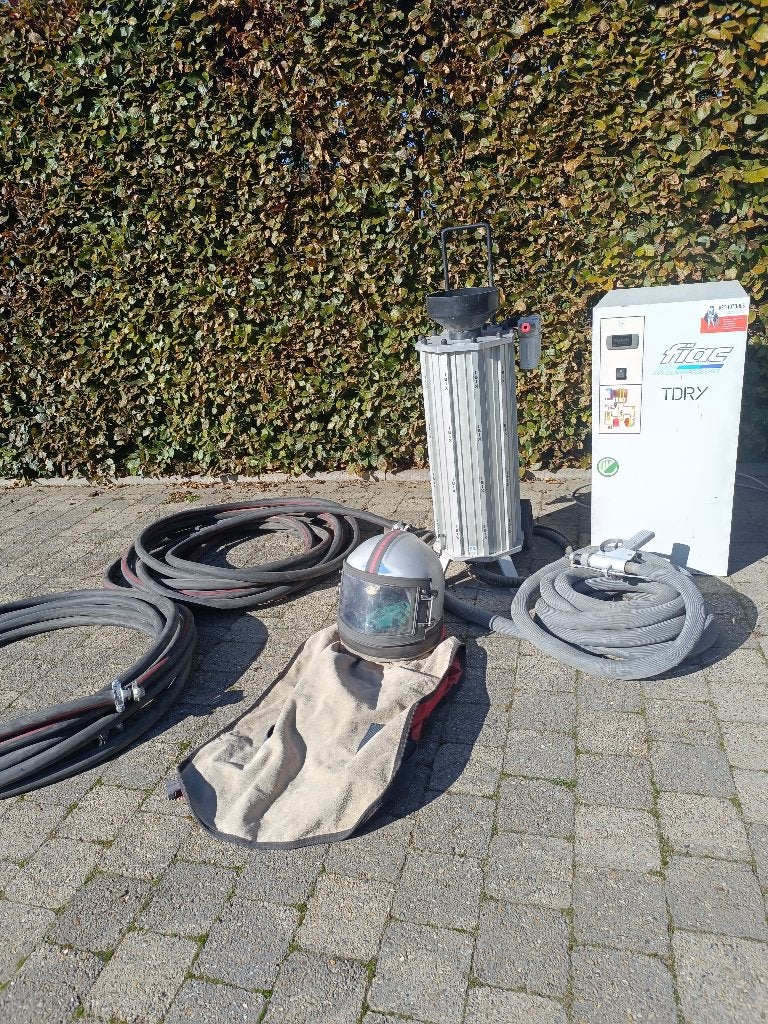 zandstraal machine ibix 25, Ophalen, Gebruikt