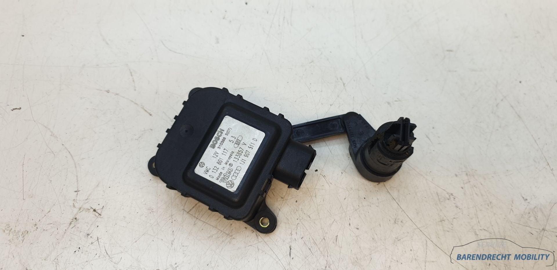 Stelmotor climate controll VW AUDI SEAT 1J1907511D origineel, Gebruikt, Volkswagen, Volkswagen AG, Berliner Ring 2
38440  Wolfsburg, DE